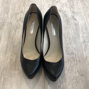 BCBG Heels Women’s sz 7.5